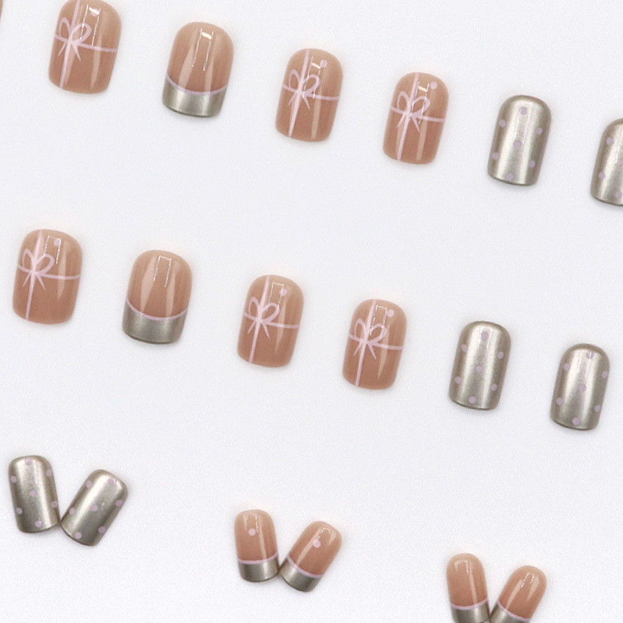 Short Square fake nails for wo - đánh giá và giá Nail Art Red