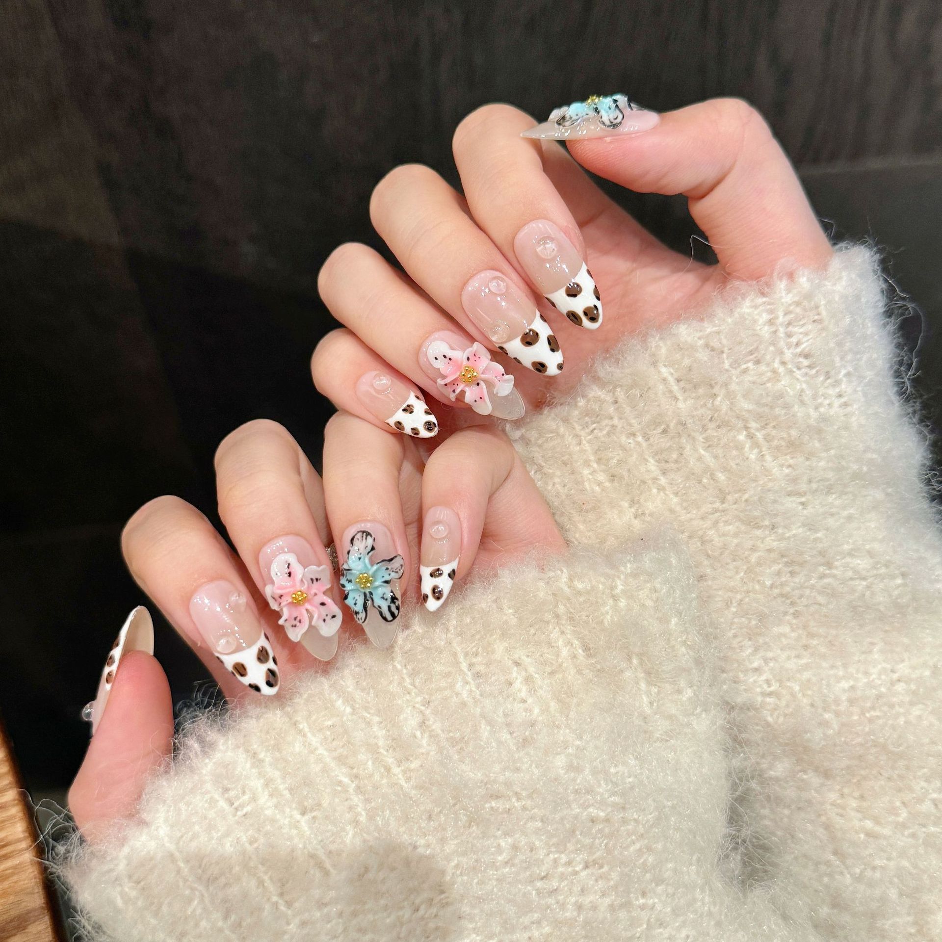 10pcs Glossy Almond Handmade F - đánh giá và giá Nail Art Flower